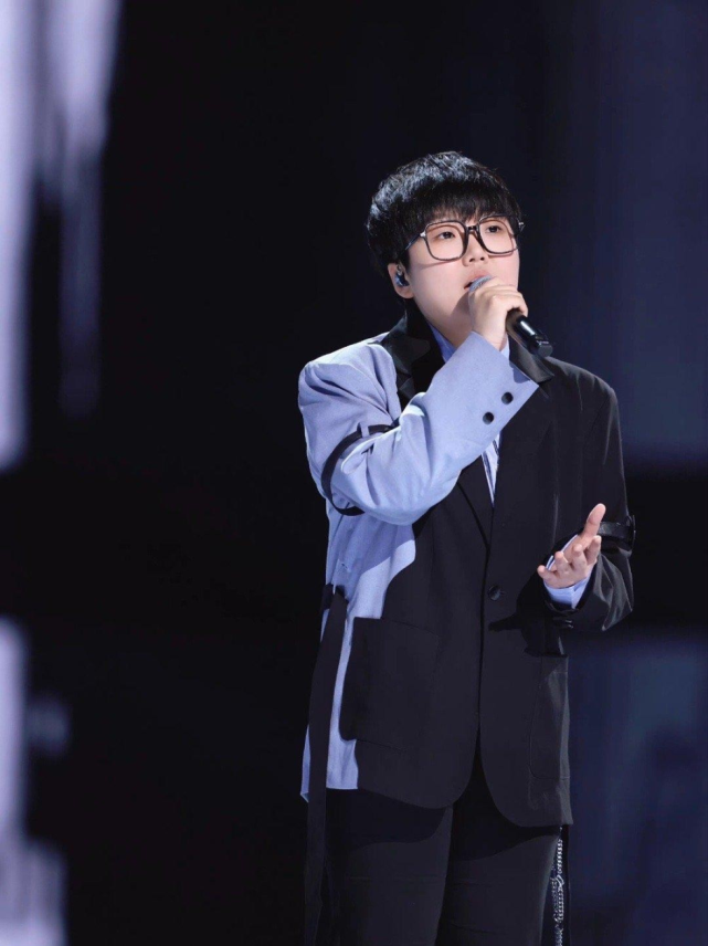 《中国好声音2021》巅峰之夜 王靖雯再次原创出击喜获亚军