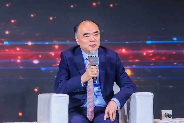 杭州又出现一位富豪:掌舵国内光伏龙头企业,身价338亿