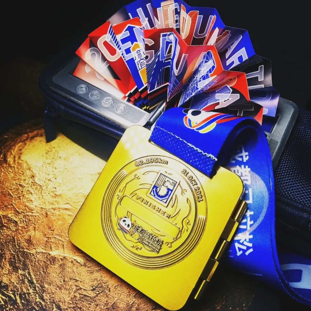 2021捷达suv成都马拉松奖牌来啦!