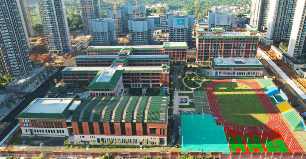 增城区2所学校招聘教师!应往届均可报名!