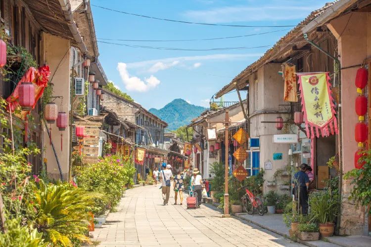 2021古堰画乡小镇艺术季开幕!这个国风小镇,能让你瞬间"沦陷"