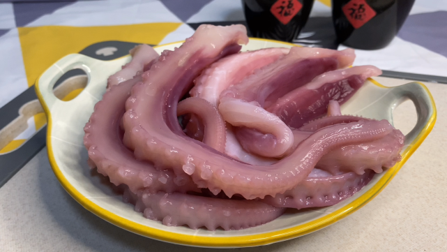 章鱼须这样烧 香辣爽口 食欲大增