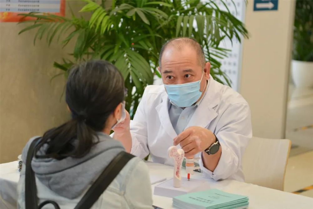 友誼醫院懂的多可以咨詢友誼醫院電話咨詢24小時