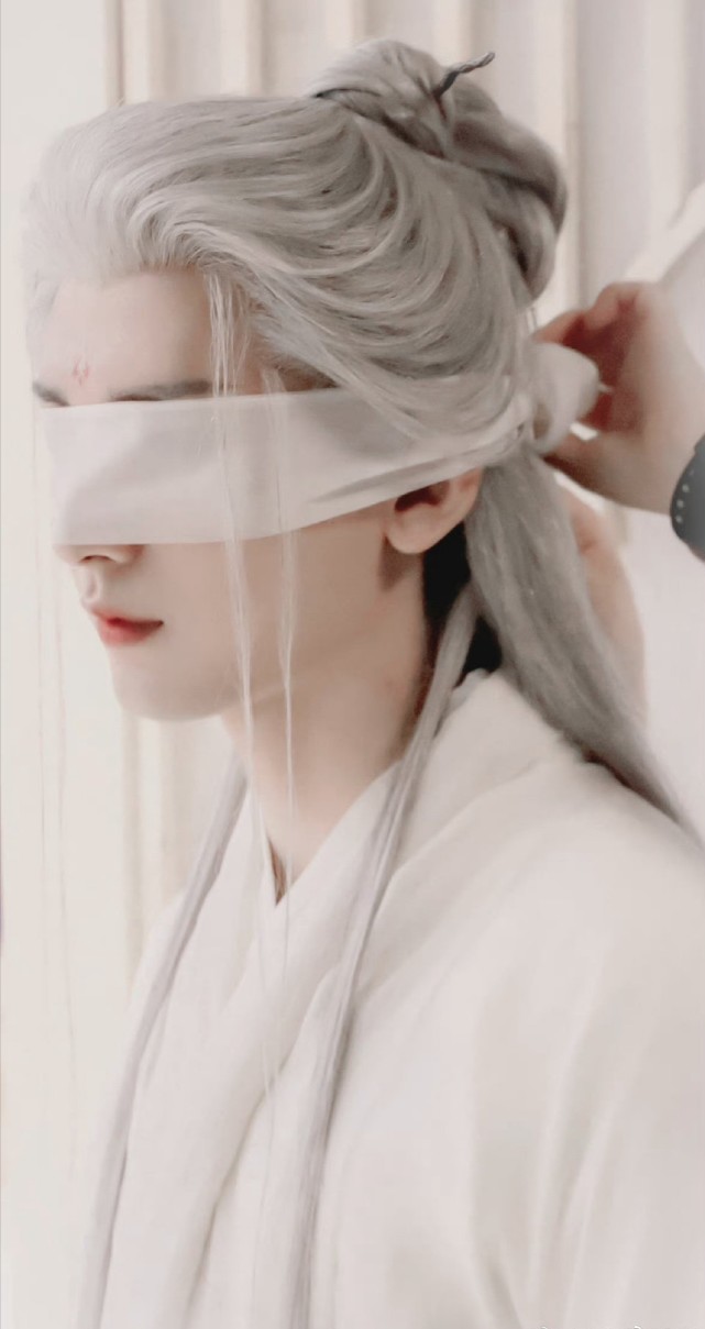 成毅新剧沉香如屑来袭白发片段好撩人