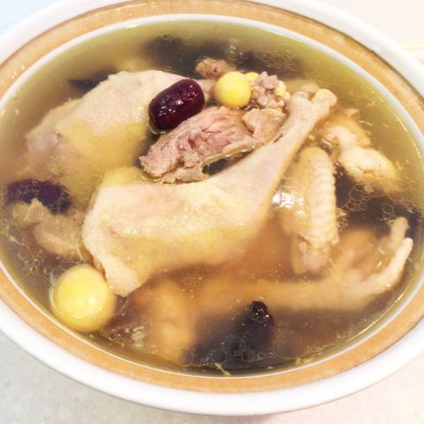炖鸡汤要不要焯水?汤鲜肉美的炖鸡方法来啦!