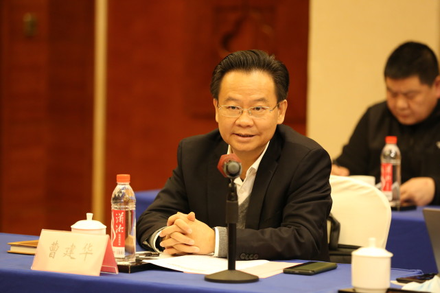 校(院)长,湖南省中国特色社会主义理论体系研究中心特约研究员曹建华