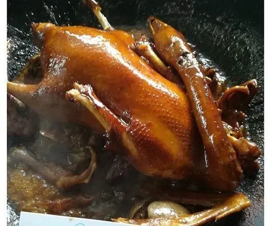 听说今天广东有机会一键入秋这只上过央视的鹅在等你贴秋膘了