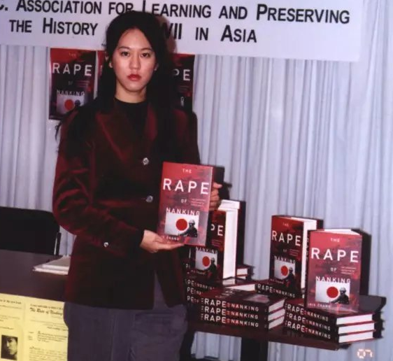 日本十大厨刀品牌排行_中国厨师用菜刀,日本厨师用长刀,看到米其林大厨的刀后我沉默了