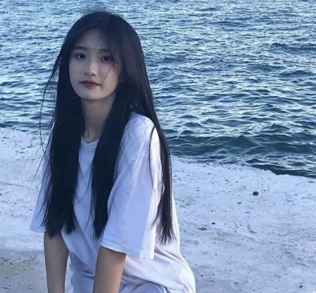 女头像:日夜交替,灯火阑珊,蓦然回首,念你如初|头像|蓦然回首