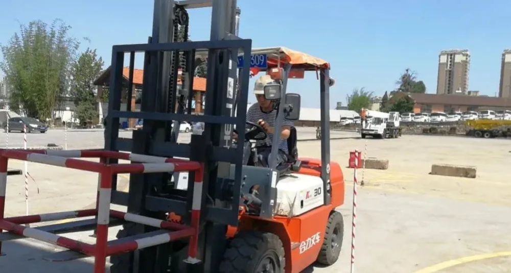 全国通用的叉车司机n1证怎么考