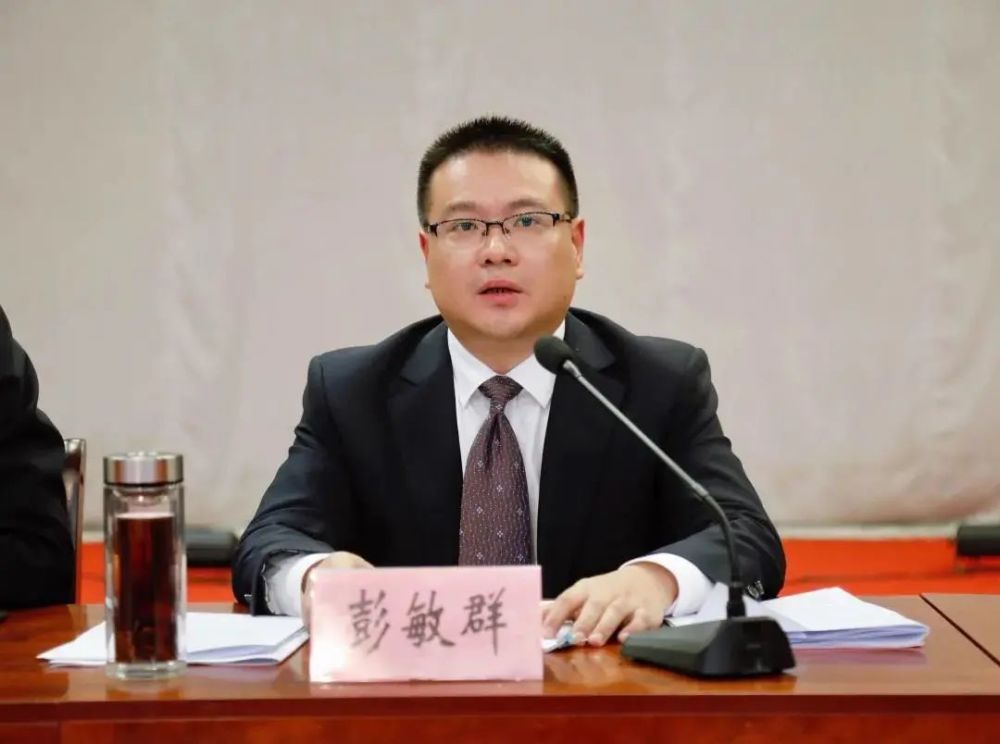 区委书记传递给企业家的"特别信号"