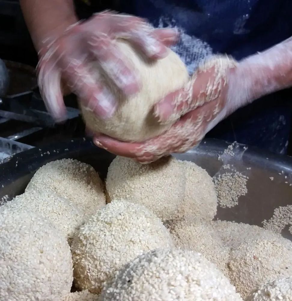 龙江镇政府"产地知多d"龙江煎堆起源于龙江镇,该镇位于佛山市顺德区