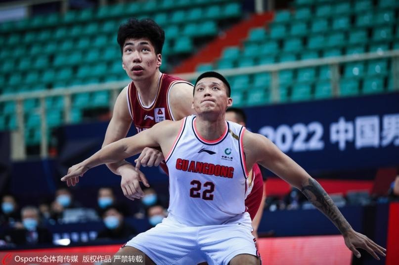 余嘉豪 杜锋双喜临门！18岁小将战广东砍14＋14，小姚明闪耀，冲击NBA？