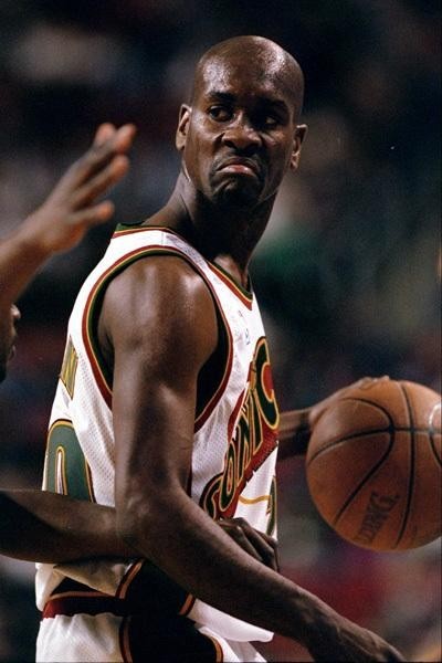 加内特 NBA杀人诛心的垃圾话！伯德：老子等下要在这里绝杀你