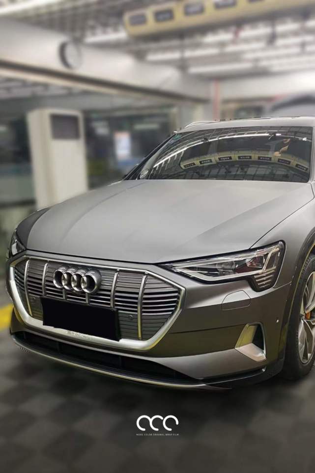 奥迪汽车漫彩改色膜山灰