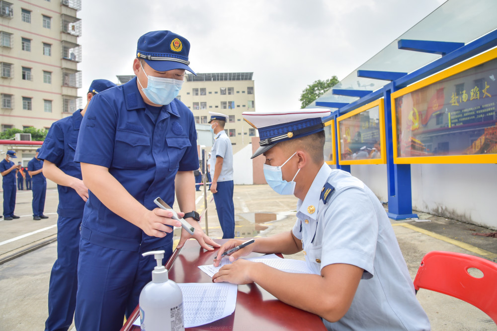 集结完毕广东消防2021年度新招录280名消防员正式入营集训