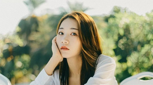 爱发朋友圈的女人都差不到哪去