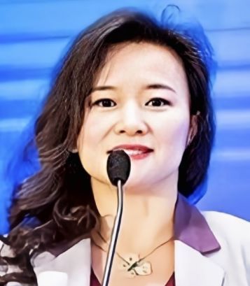 她卧底央视20年!因一时口误暴露间谍身份,现已被依法逮捕_腾讯新闻