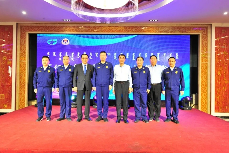 锡盟中心医院与盟消防救援支队举行签约仪式签订共建合作协议