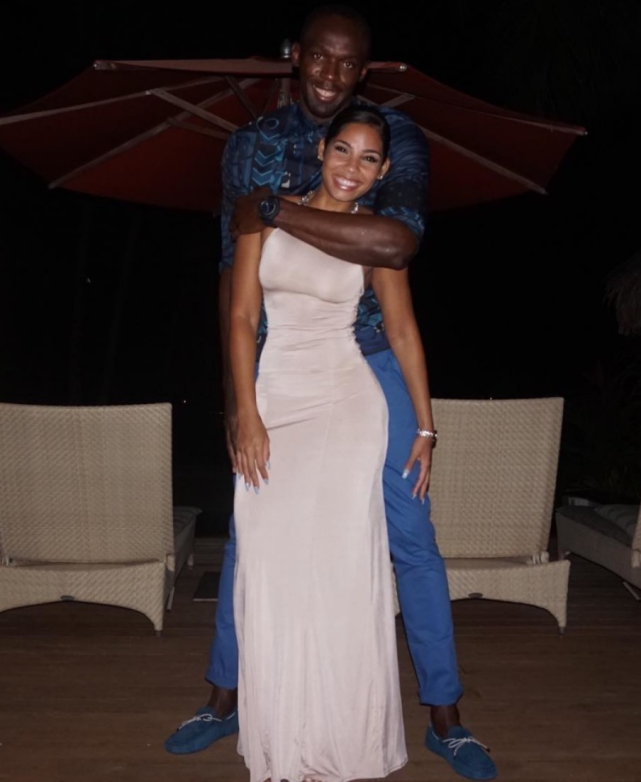 退役仅4年35岁博尔特变大肚腩中年男闪电还能跑进10秒吗