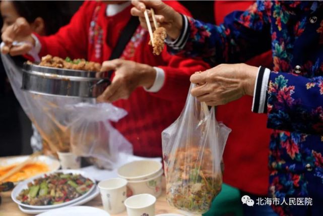 吃酒席打包的注意!北海一阿姨食用冻了3个月的鹅肉致败血症住进了icu