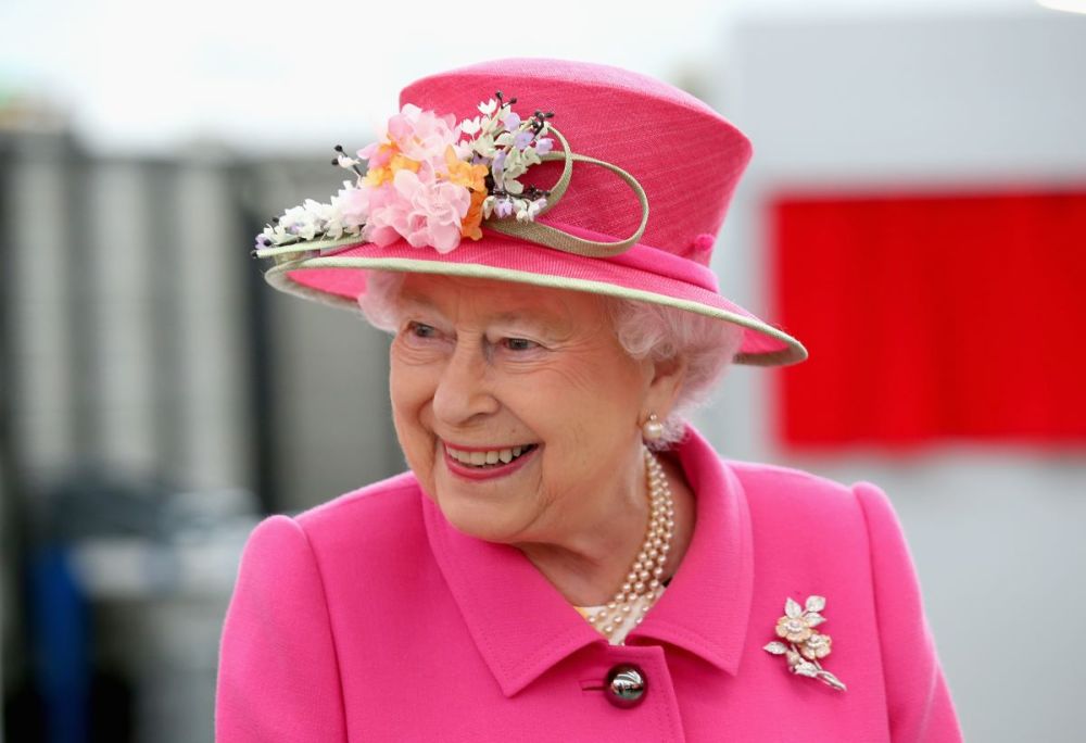 医生建议95岁英女王休息几天，为此取消了北爱尔兰之行有点失落国家玮讲座