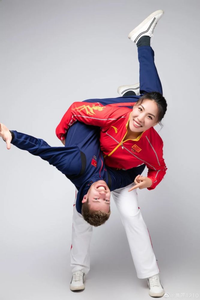 gianni girolami(杰宁)是比利时人,洪雁是一名中国东北女孩,也是一位