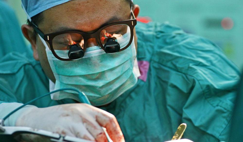 一台10万左右的手术主刀医生能拿多少钱不隐瞒告诉你真实答案