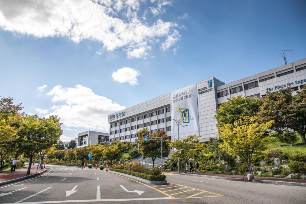 韩国全州大学经营学硕士:留学生扎堆申请的经营学究竟有什么魅力?