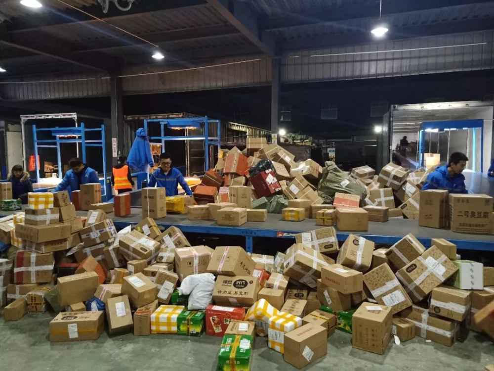 快递口碑第一企业易主击败蝉联多年的顺丰创始人3年投入50亿