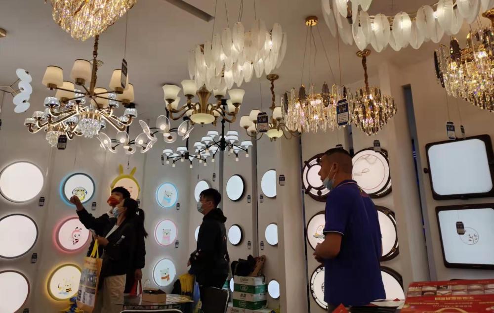 第27届中国国际灯饰博览会(中山古镇)开幕_腾讯新闻