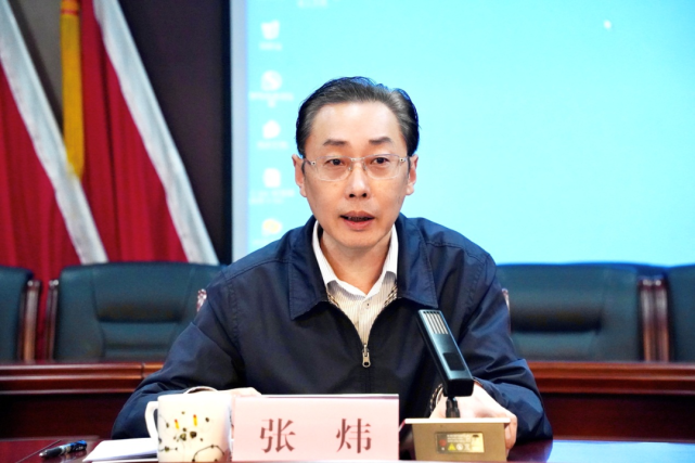 镇领导张炜,刘益民出席会议,各选区组长,联络员,镇下派联络员及镇选举