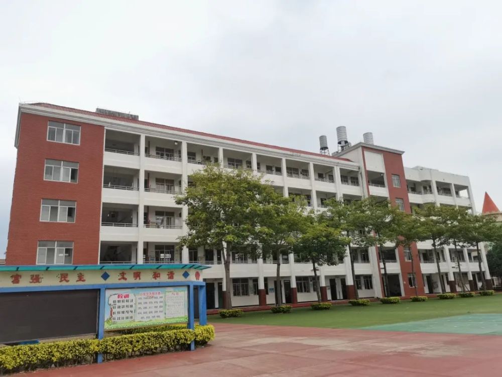 7㎡;已挂牌"涵江实验小学高新区分校""涵江实验幼儿