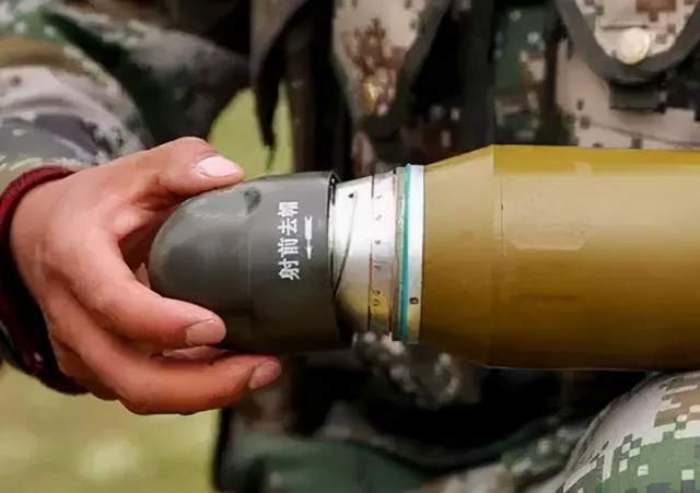 87式82mm迫击炮配备我营属炮连或机炮连能压制反斜面上的目标