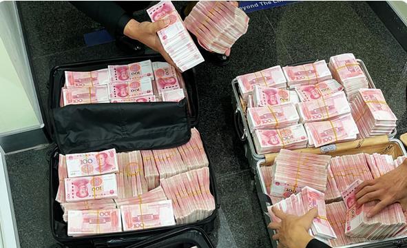 上海银行做了什么惹怒网络大v怒取500w现金足足装满3大箱