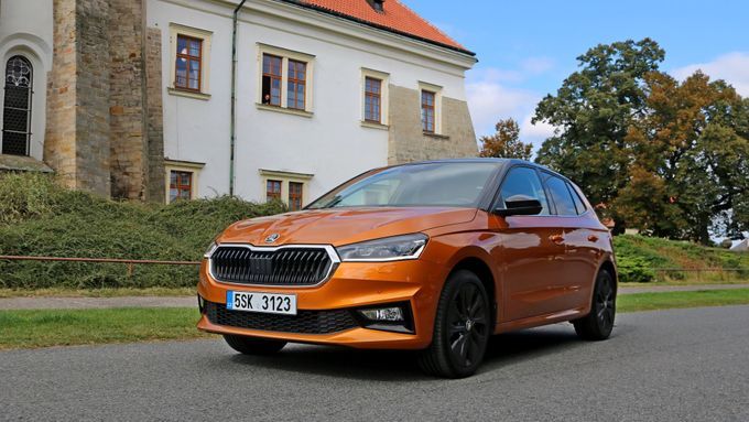 全新斯柯达晶锐kodafabia两厢紧凑型小车之道