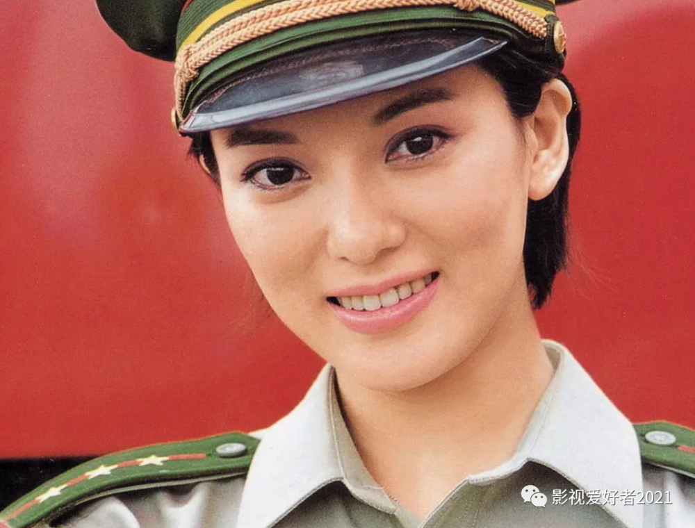 李云迪涉黄前绯闻女友彭丹发文回应善恶终有报天道好轮回