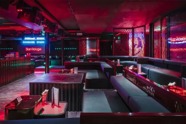 套餐内容·酒鬼喝酒,天长地久,酒水四杯!