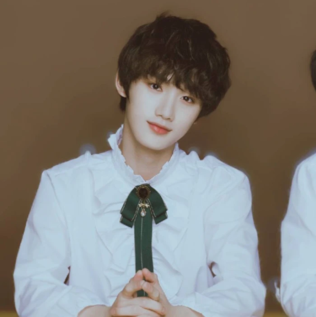 祺鑫头像氛围感是你和我的专属