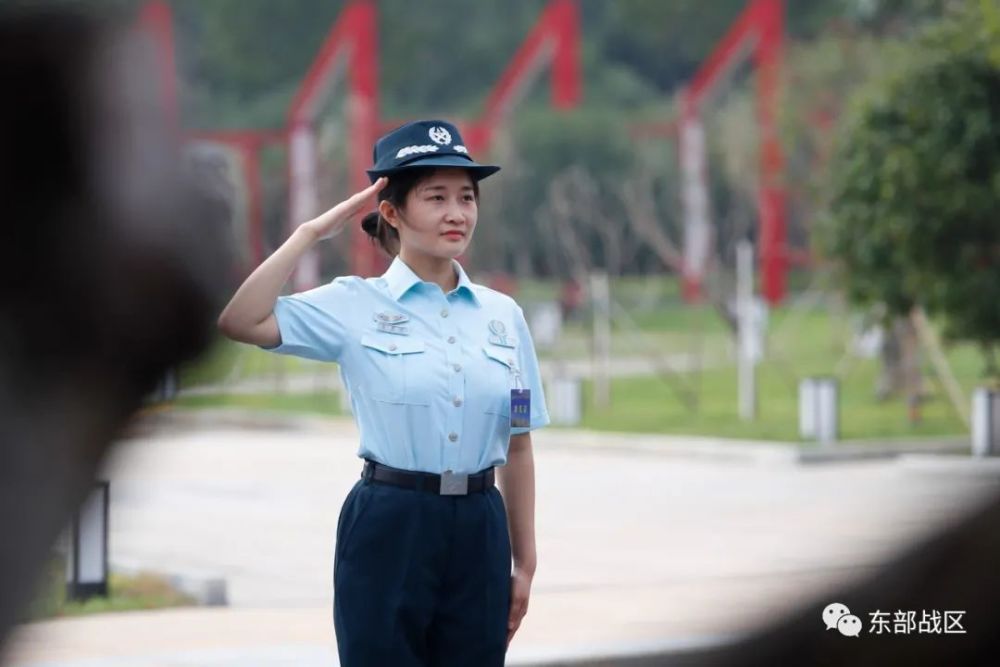 火箭军新排长和新入职文职亮相
