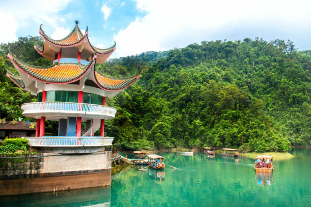 广东四大名山之一,享有天然氧吧的美誉,四季都有山水盛景!