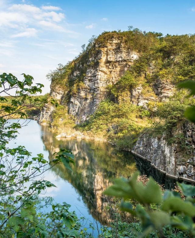 小黃山位於常州孟河鎮西北部,為寧鎮山脈餘脈,因