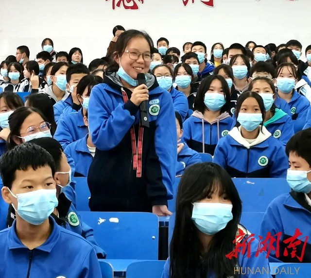 株洲市芦淞区:选调生,优秀青年干部到白关中学开展宣讲活动