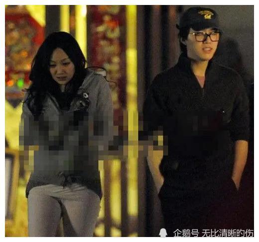 李云迪嫖娼事件引起热议,女友田霏表示早就和李云迪分手了