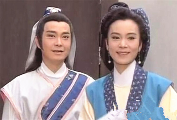 包青天剧组重聚75岁范鸿轩精神足68岁陈世美仍未婚