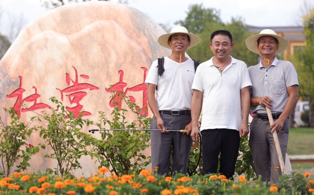 优秀楚商葛天才:木兰花乡景区见证了政府营商环境的提质增效