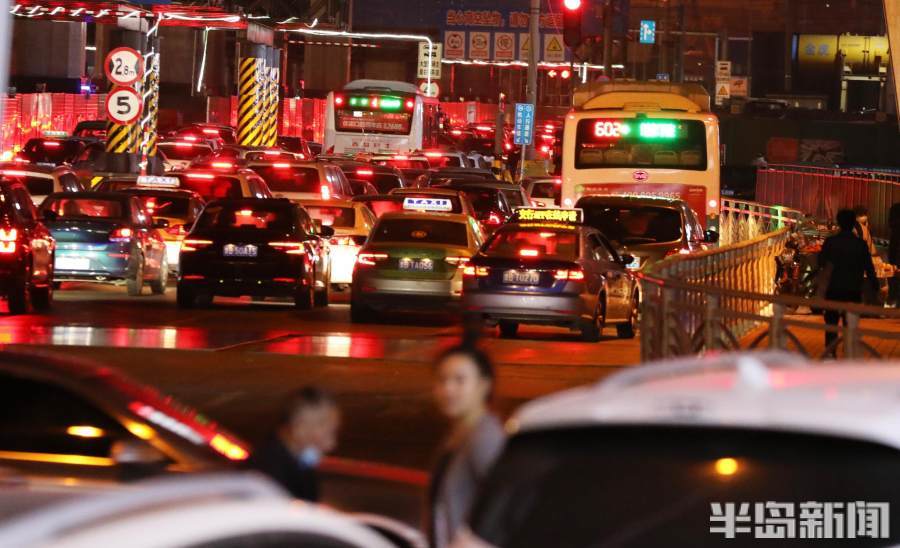 开车出行请注意!这个路口早晚高峰拥堵