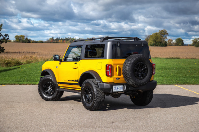 2021款福特野马broncowildtrak2门版