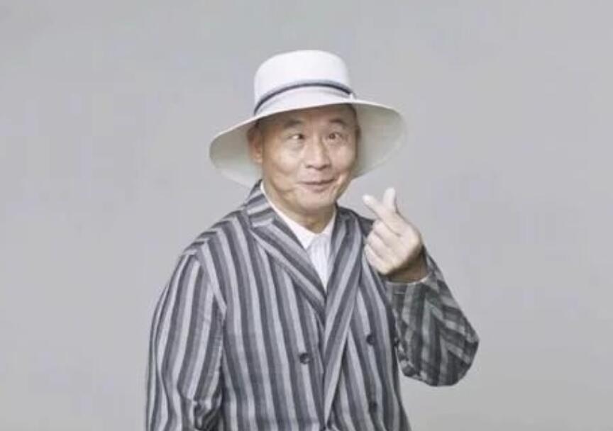 智商低,从"斗鸡眼"到"鱼头云",刘允用51年成为哥哥的骄傲