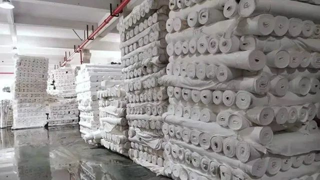 限产恢复后,坯布供应仍紧张!疫情 资金,纺织价格向下游传导困难重重